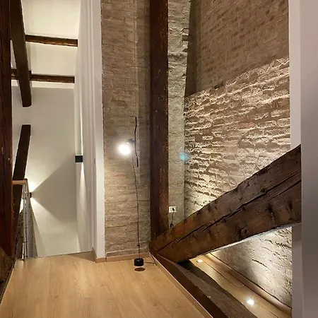 Appartement Sacrati 39 *