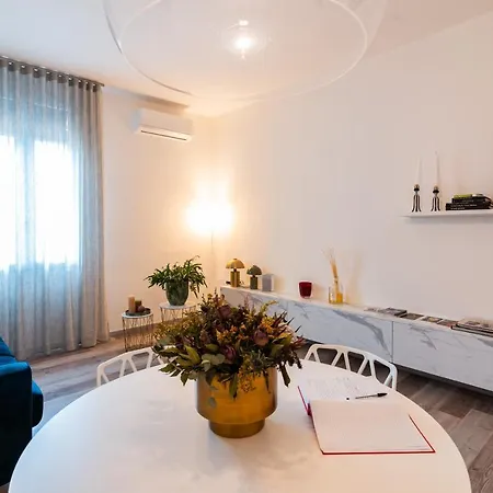 Sacrati 39 * Феррара