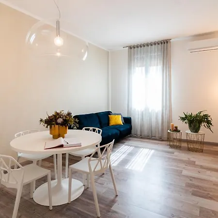 Sacrati 39 * Феррара