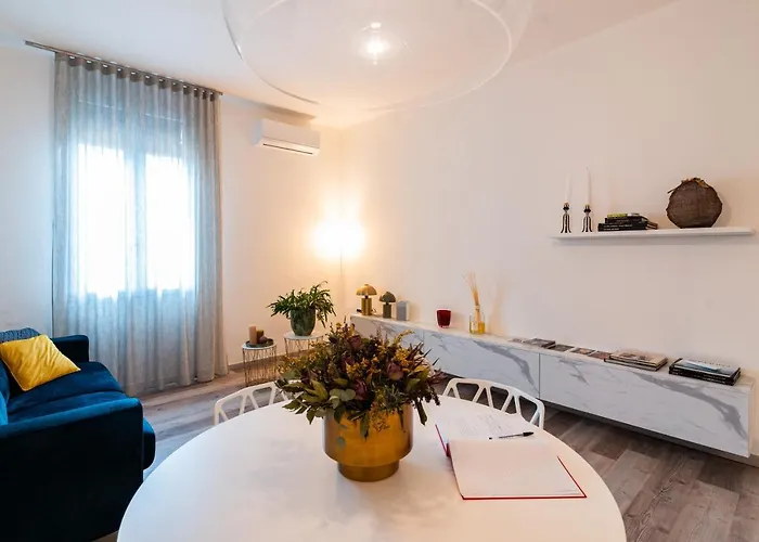 Sacrati 39 * Φεράρα