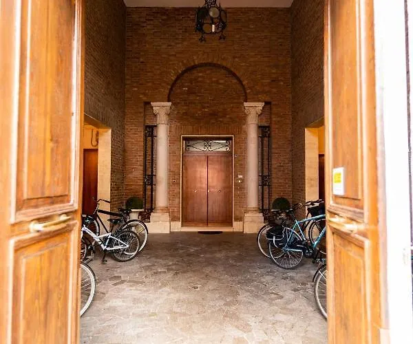 Sacrati 39 Φεράρα